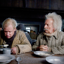 DER HUNDERTJÄHRIGE, DER AUS DEM FENSTER STIEG UND VERSCHWAND DER HUNDERTJÄHRIGE, DER AUS DEM FENSTER STIEG UND VERSCHWAND