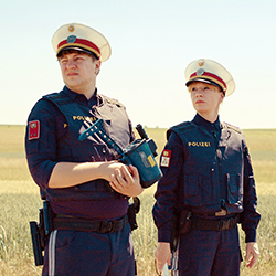 ANDREA LÄSST SICH SCHEIDEN