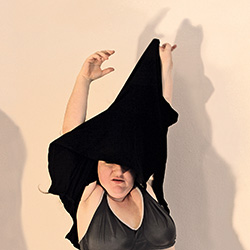 Anna Mateur & Feinde